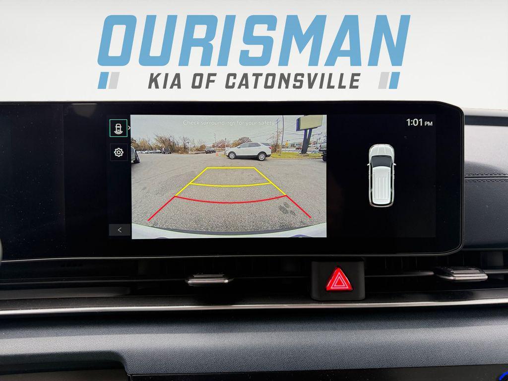 used 2025 Kia Carnival car, priced at $37,000