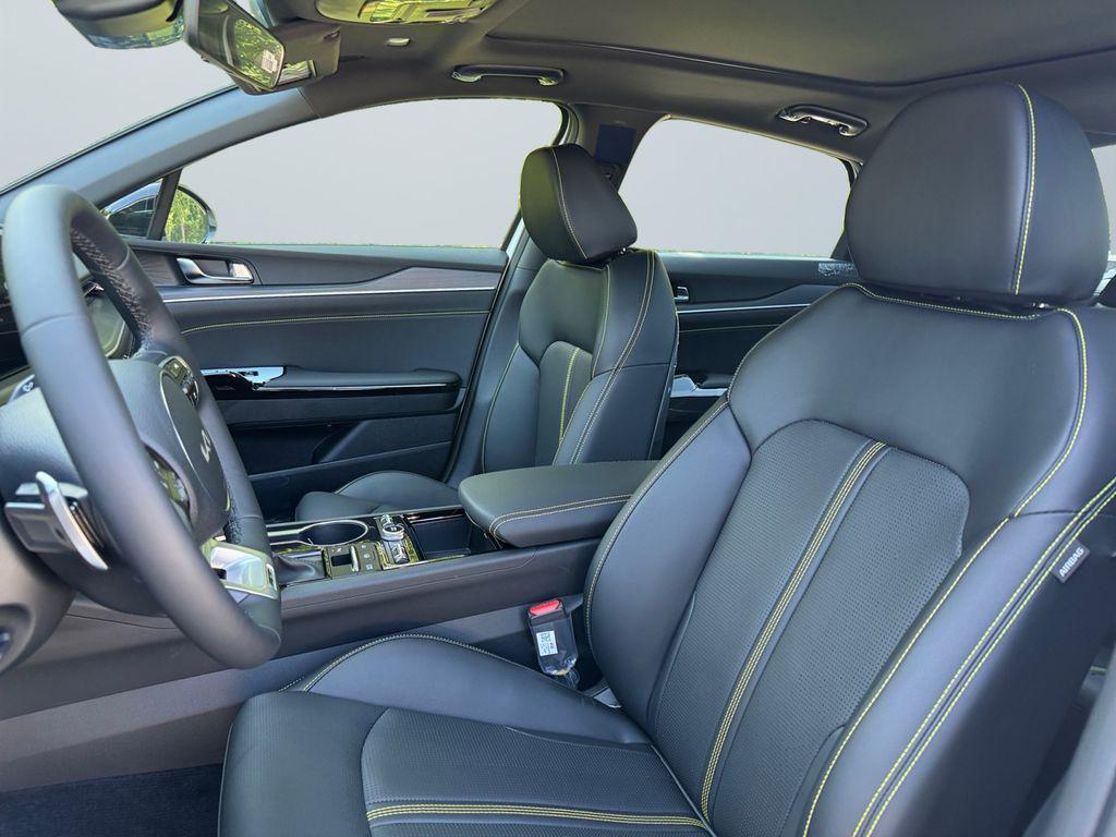 new 2026 Kia K5 car, priced at $38,155