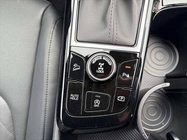 new 2025 Kia Sportage car, priced at $33,058