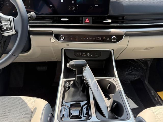 new 2026 Kia Carnival car, priced at $46,500