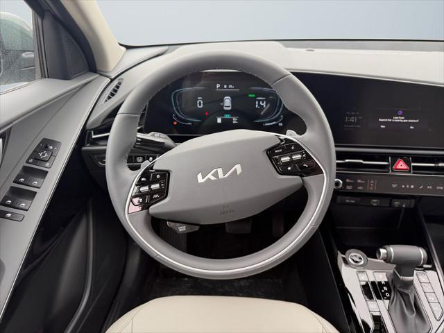 new 2025 Kia Niro car, priced at $30,106