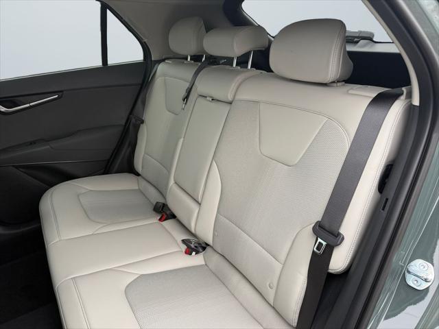 new 2025 Kia Niro car, priced at $30,106