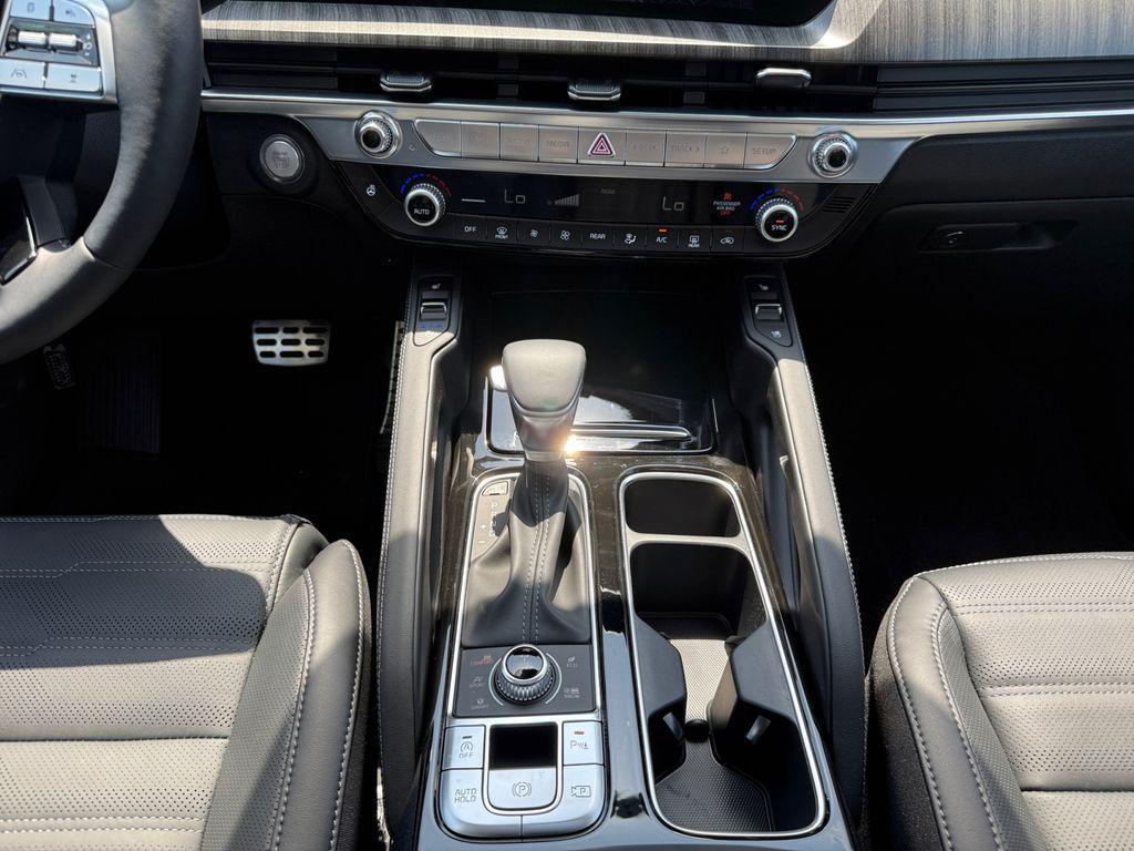 used 2025 Kia Telluride car, priced at $47,700