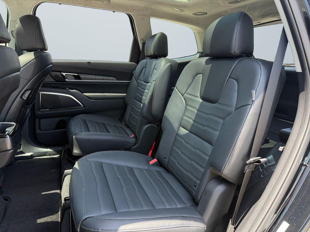 used 2025 Kia Telluride car, priced at $47,700