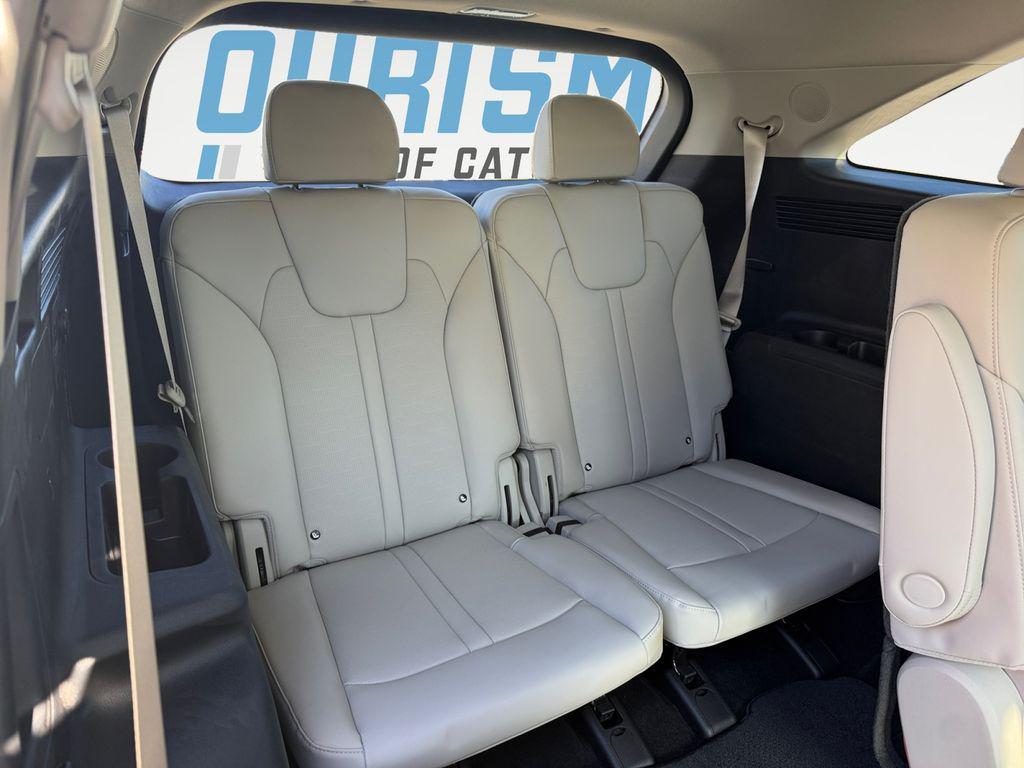 new 2026 Kia Sorento Plug-In Hybrid car, priced at $49,891