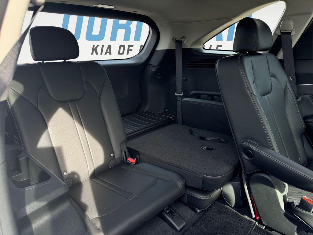 new 2025 Kia Sorento car, priced at $40,500