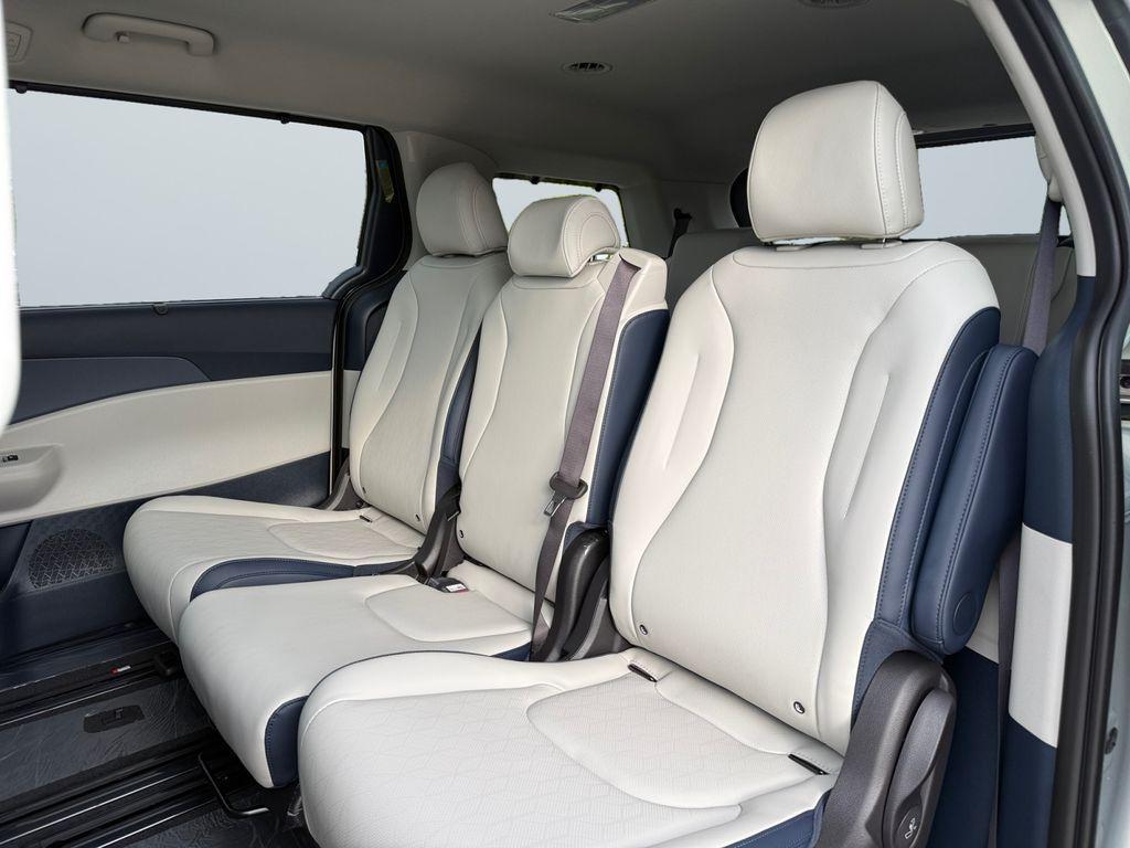 new 2026 Kia Carnival car, priced at $41,428