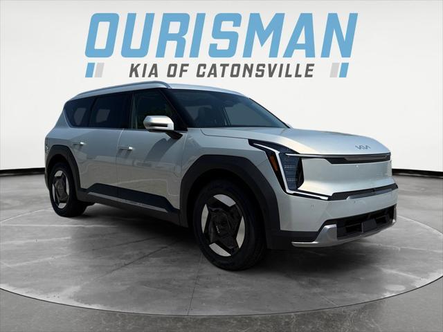 new 2026 Kia EV9 car, priced at $64,622