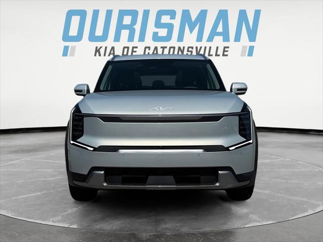 new 2026 Kia EV9 car, priced at $64,622