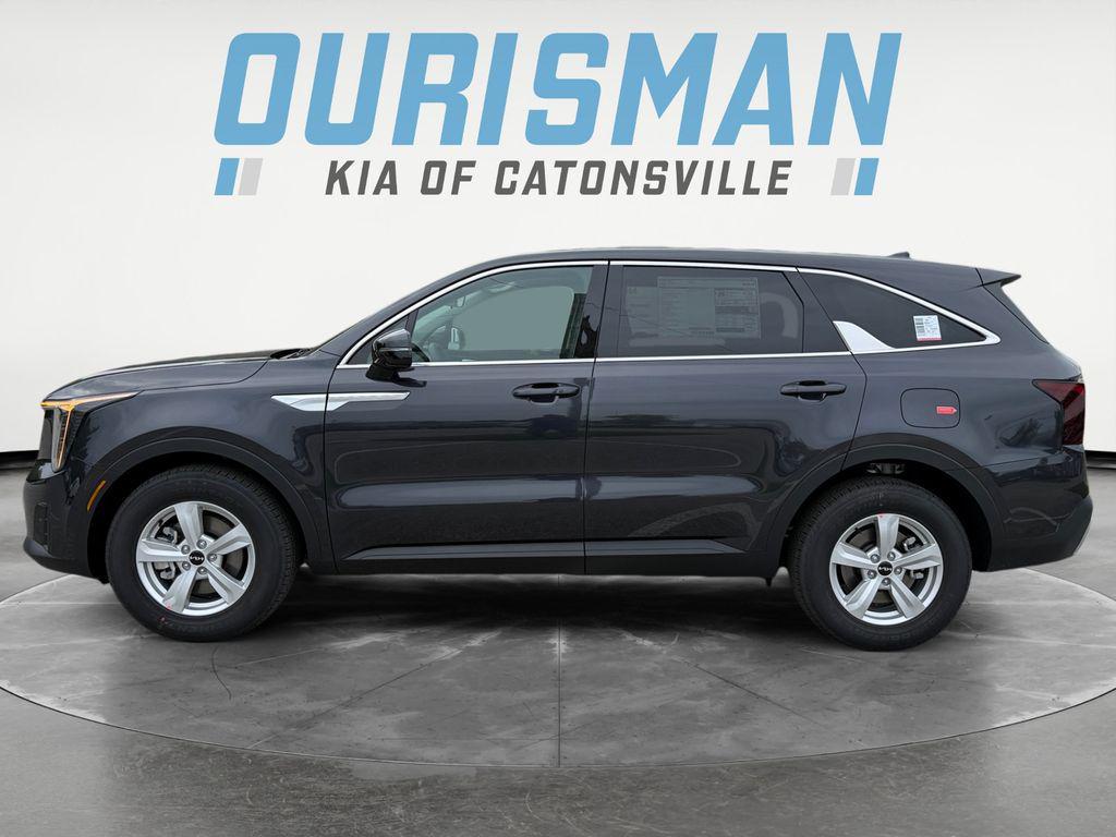new 2026 Kia Sorento car, priced at $32,248