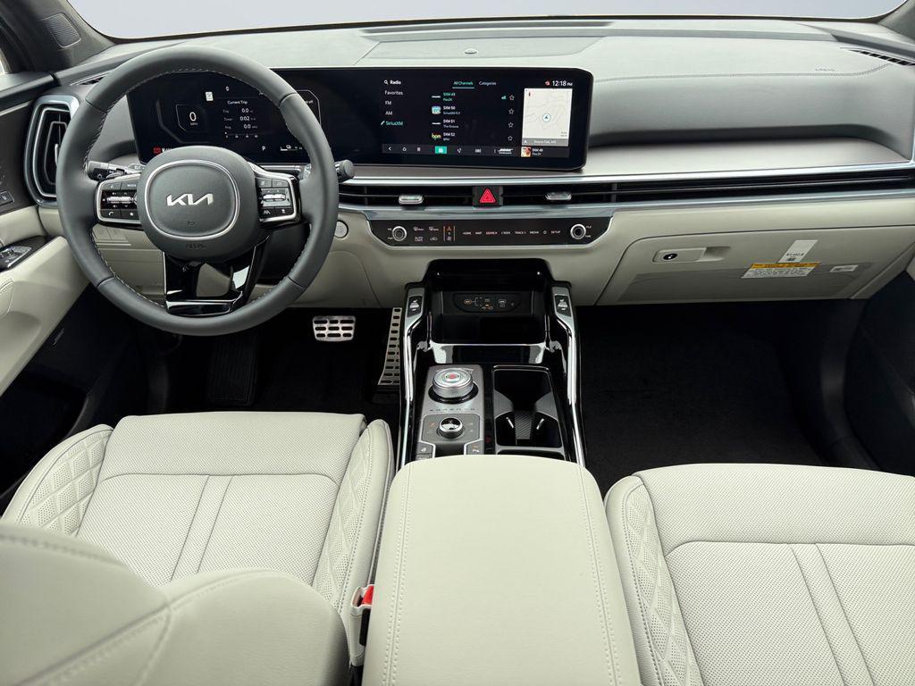 new 2025 Kia Sorento Hybrid car, priced at $40,100