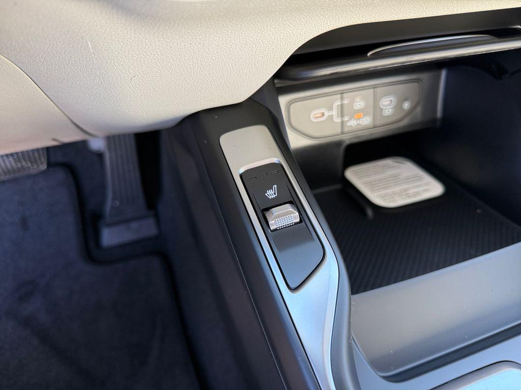 new 2026 Kia Sorento Hybrid car, priced at $40,862