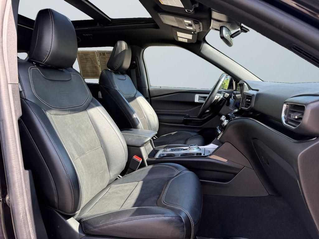 used 2022 Ford Explorer car, priced at $37,800