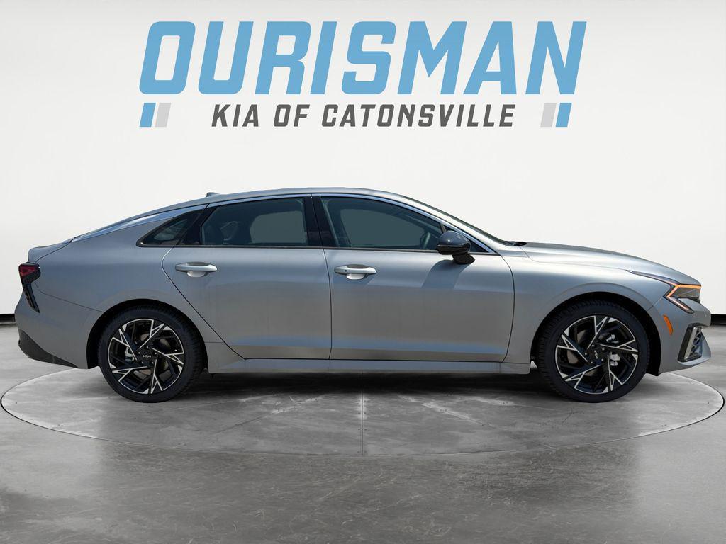 new 2025 Kia K5 car, priced at $30,311