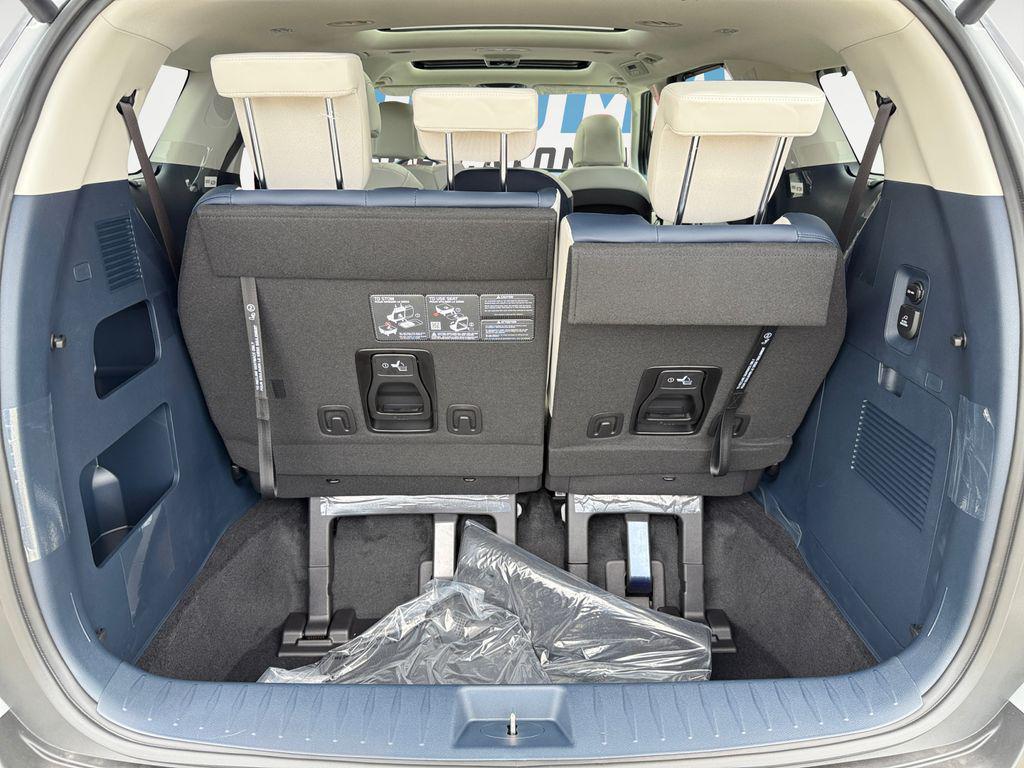 new 2026 Kia Carnival Hybrid car, priced at $48,871