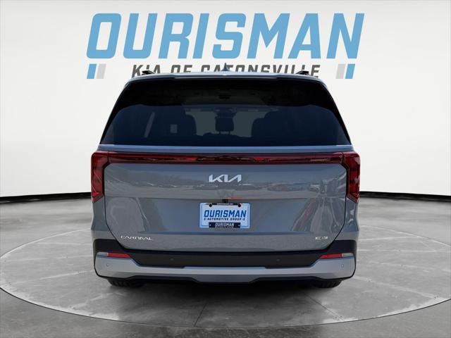 new 2025 Kia Carnival Hybrid car, priced at $43,666