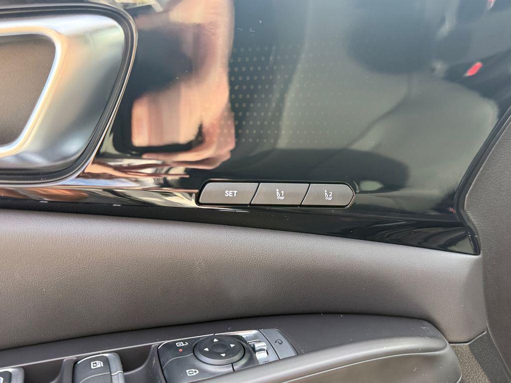 new 2026 Kia Carnival Hybrid car, priced at $55,550