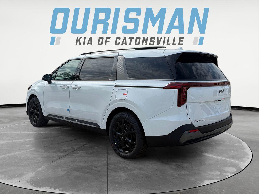 new 2026 Kia Carnival Hybrid car, priced at $55,550