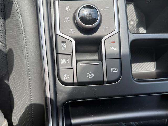 new 2025 Kia Sorento car, priced at $37,464