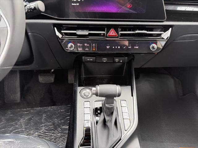 new 2025 Kia Niro car, priced at $30,533