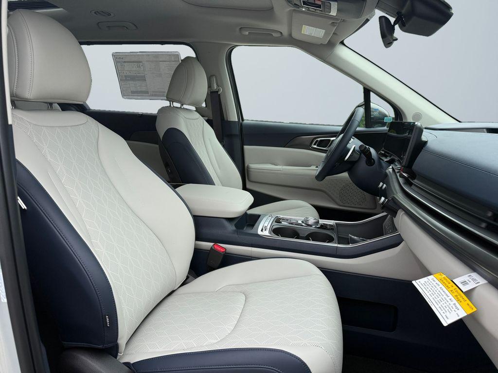 new 2026 Kia Carnival Hybrid car, priced at $49,234