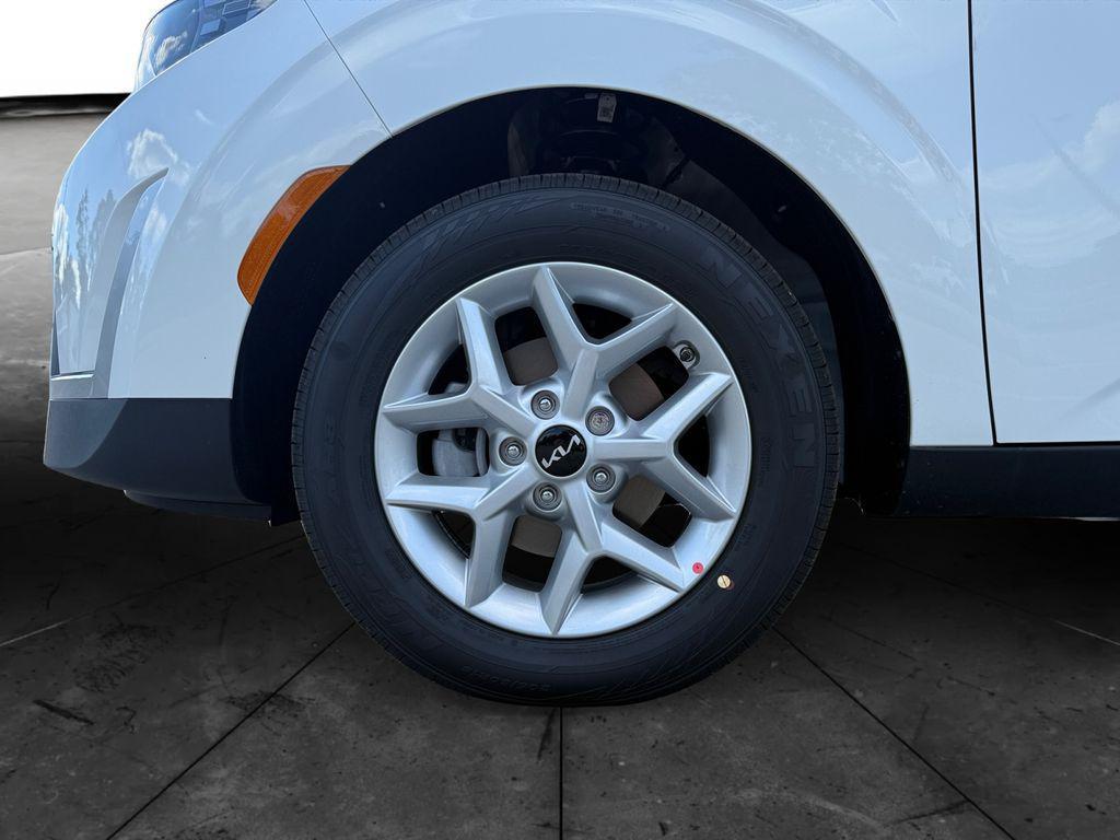 new 2025 Kia Soul car, priced at $18,900
