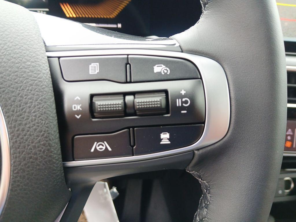 new 2025 Kia K5 car, priced at $32,301