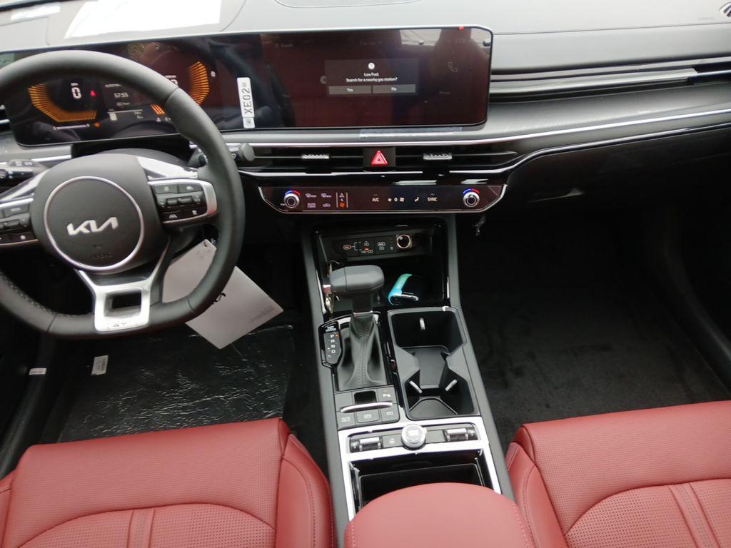new 2025 Kia K5 car, priced at $32,301