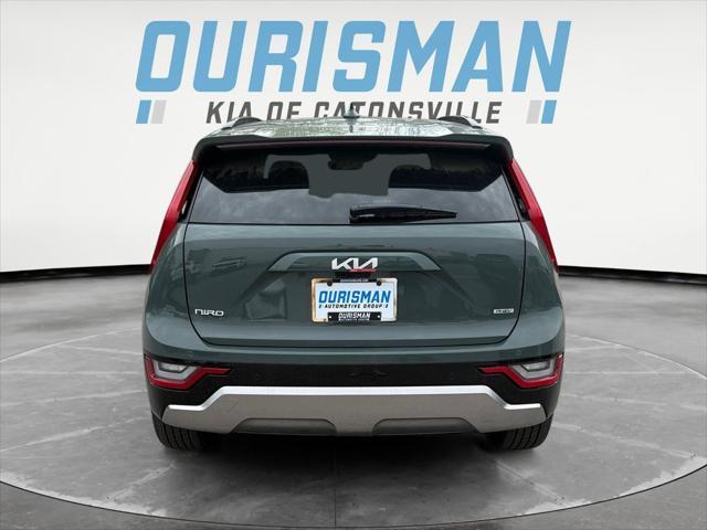 new 2025 Kia Niro car, priced at $40,814