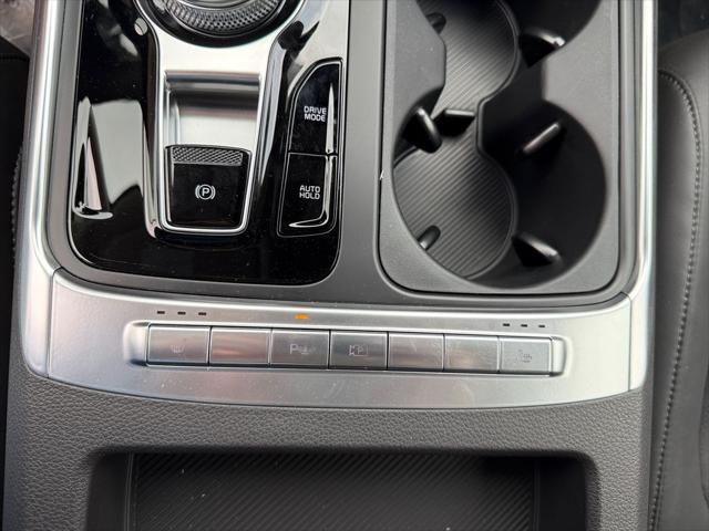 new 2025 Kia Carnival Hybrid car, priced at $43,387