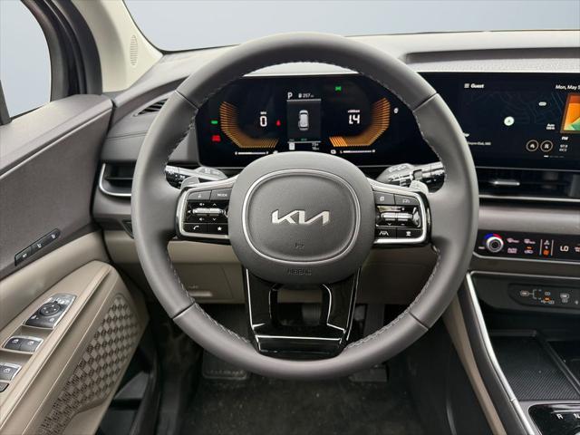 new 2025 Kia Carnival Hybrid car, priced at $43,387
