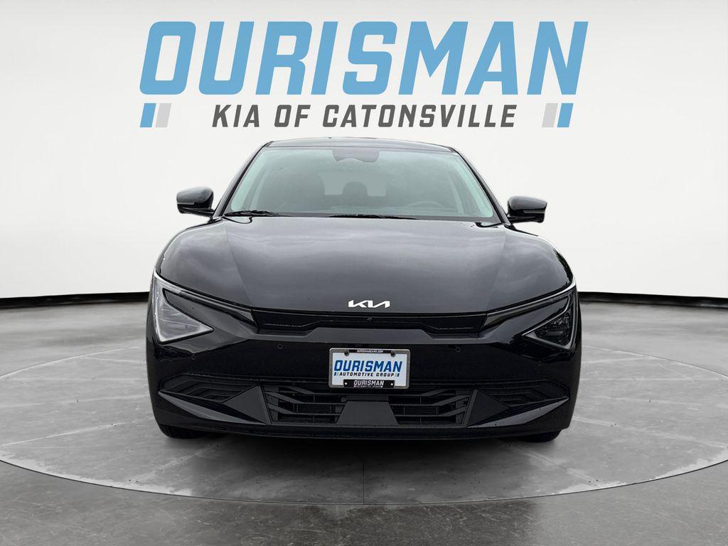 new 2025 Kia EV6 car, priced at $42,000