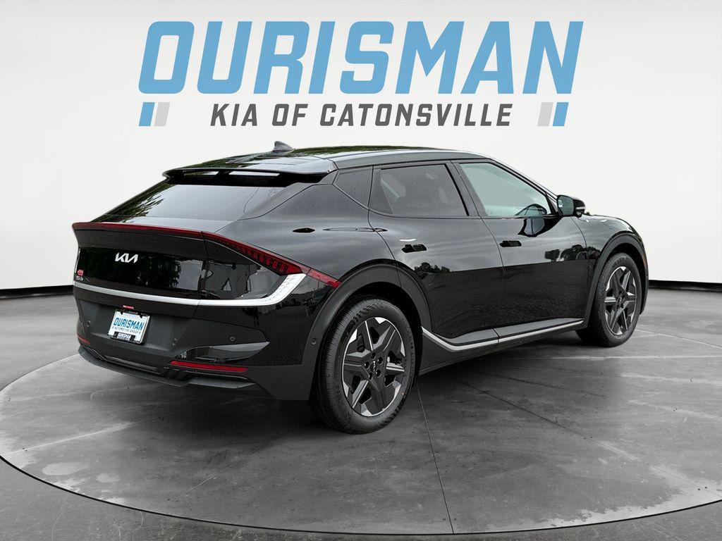 new 2025 Kia EV6 car, priced at $42,000