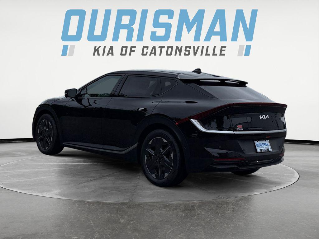 new 2025 Kia EV6 car, priced at $42,000