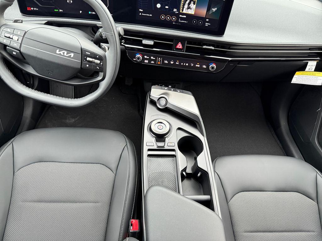 new 2025 Kia EV6 car, priced at $42,000