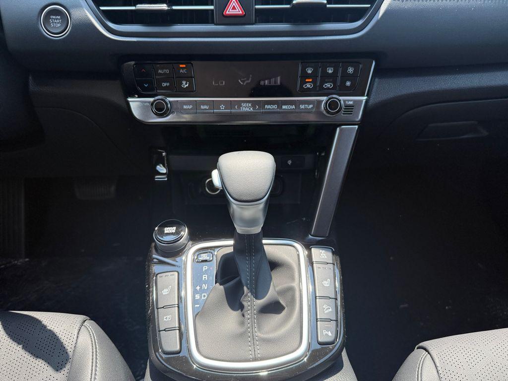 new 2025 Kia Seltos car, priced at $31,843