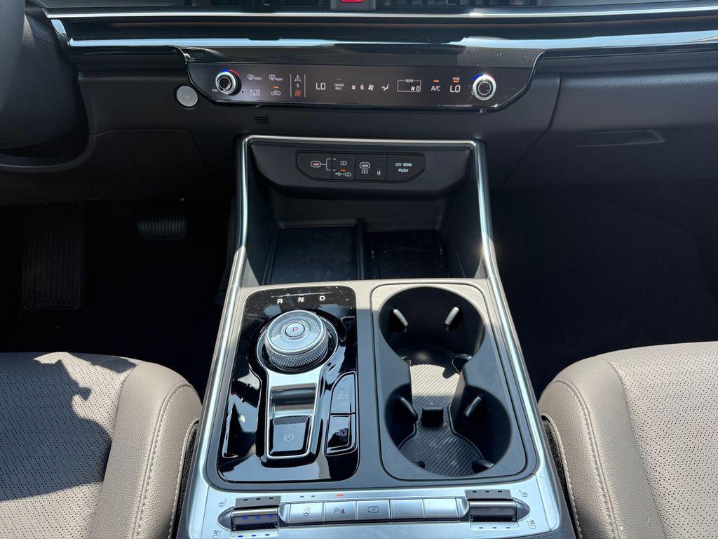 new 2026 Kia Carnival Hybrid car, priced at $52,592