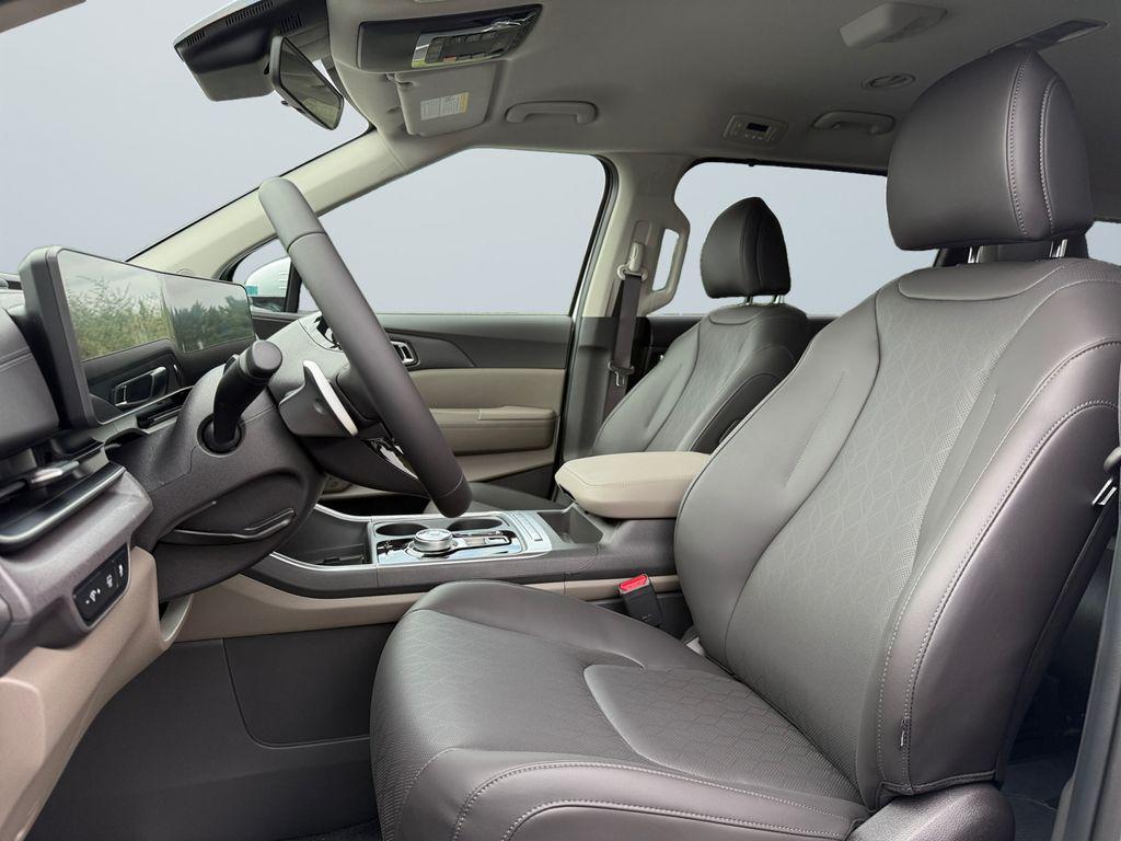new 2026 Kia Carnival Hybrid car, priced at $43,440