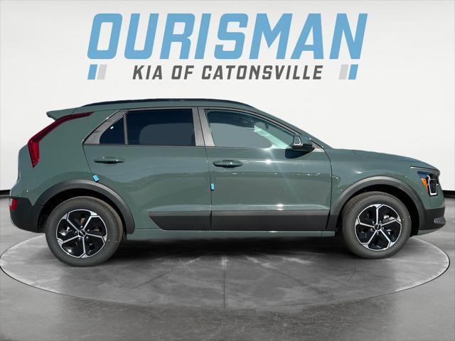 new 2025 Kia Niro car, priced at $30,106