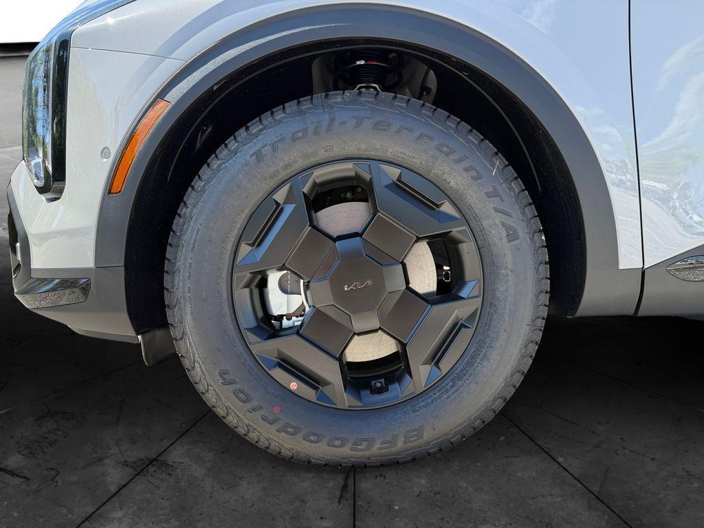 new 2026 Kia Sportage car, priced at $40,157