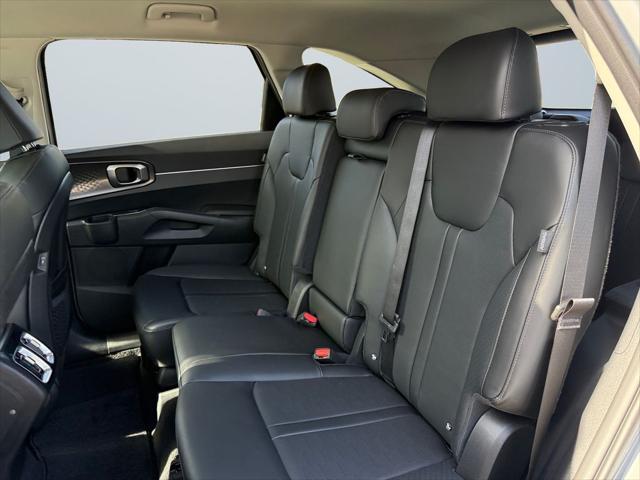 new 2025 Kia Sorento car, priced at $37,464