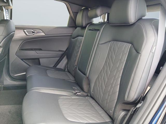 new 2025 Kia Sportage car, priced at $33,058