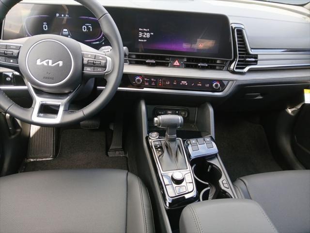 new 2025 Kia Sportage car, priced at $33,058