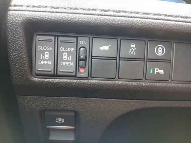 used 2021 Honda Odyssey car, priced at $27,000