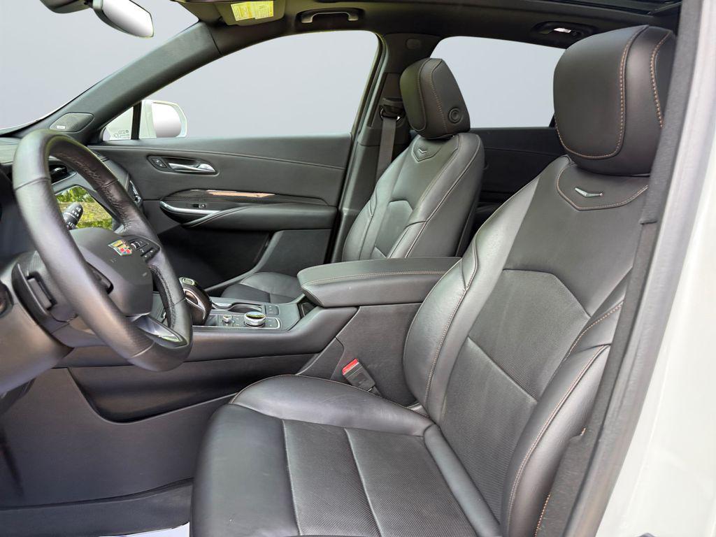 used 2019 Cadillac XT4 car, priced at $21,800
