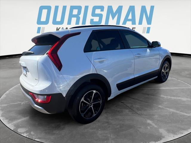new 2025 Kia Niro car, priced at $27,970