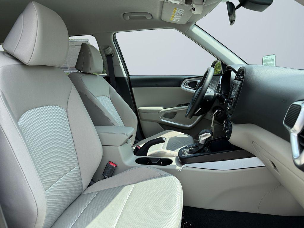 new 2025 Kia Soul car, priced at $21,509
