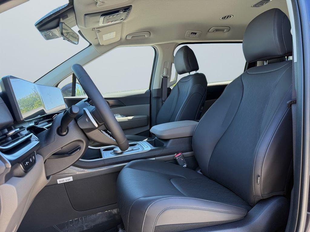 new 2026 Kia Carnival Hybrid car, priced at $41,165