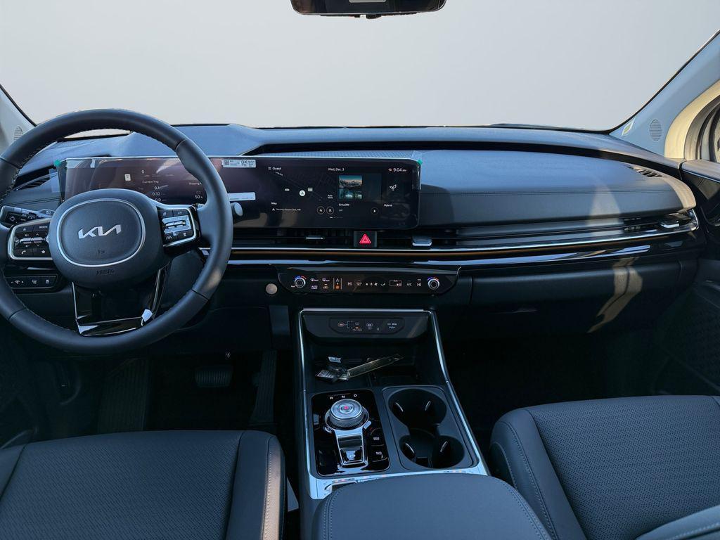 new 2026 Kia Carnival Hybrid car, priced at $55,579