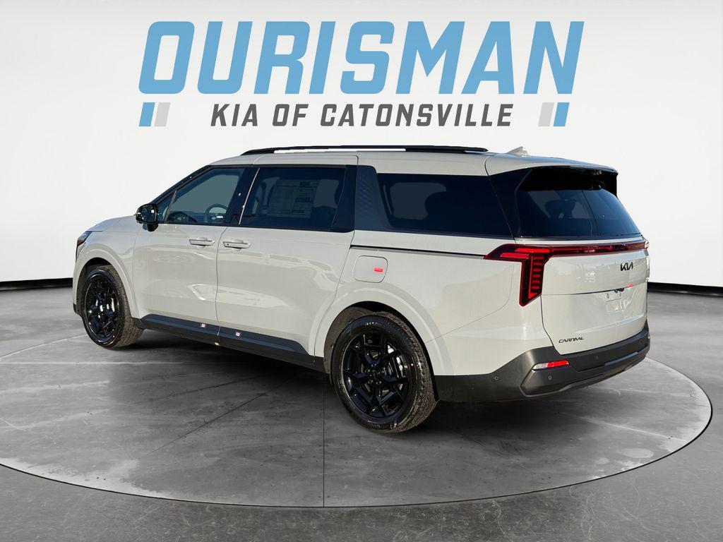 new 2026 Kia Carnival Hybrid car, priced at $55,579